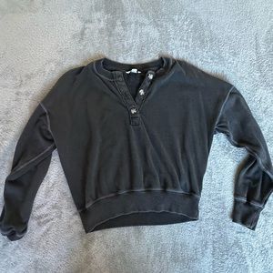 American eagle gray cropped sweater with buttons